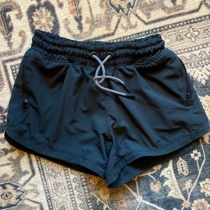 Athleta girls shorts size 12. Like new.